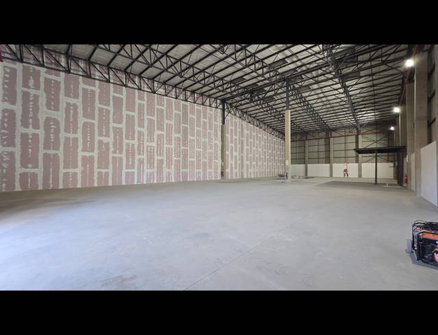 3,742M² WAREHOUSE TO LET IN SPARTAN